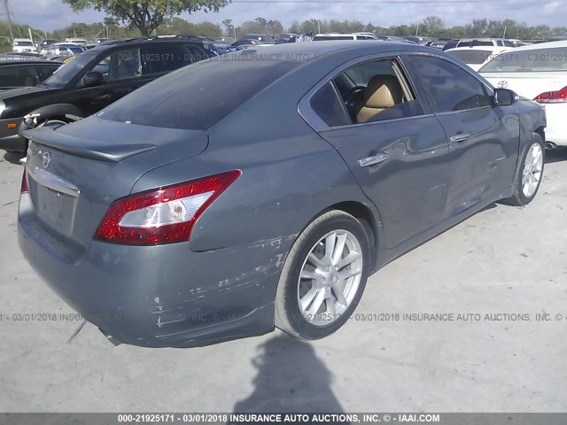 1N4AA5APXAC831585 - 2010 NISSAN MAXIMA S/SV GRAY photo 4