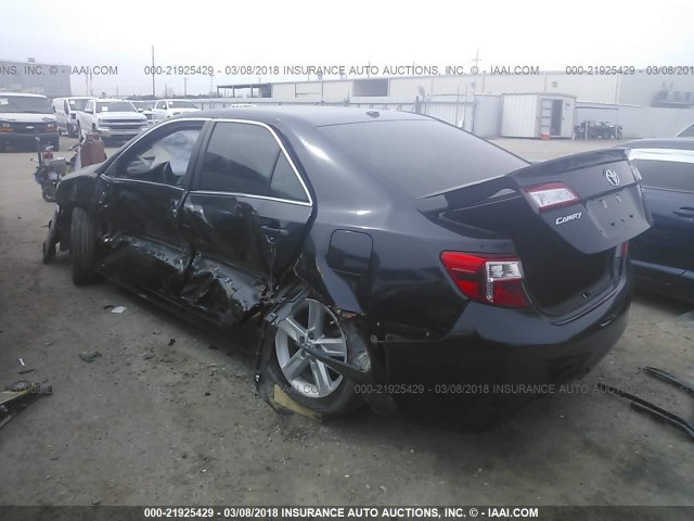 4T1BF1FK8EU798202 - 2014 TOYOTA CAMRY L/SE/LE/XLE 黑色 照片 3