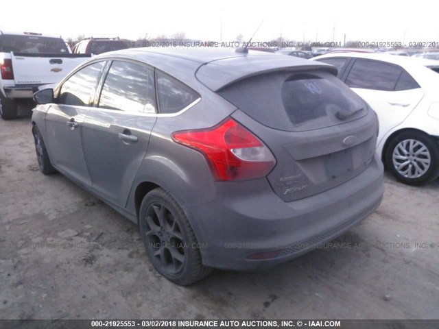 1FADP3N28DL284142 - 2013 FORD FOCUS TITANIUM GRAY photo 3