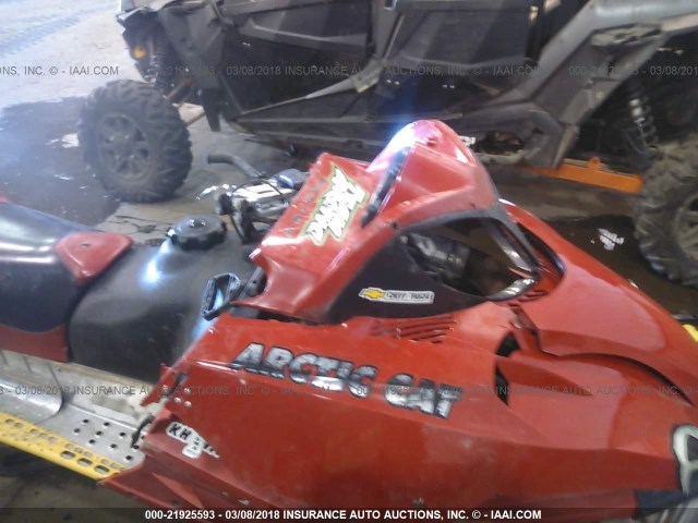 4UF03SNW93T174497 - 2003 ARCTIC CAT SNOWMOBILE RED photo 6