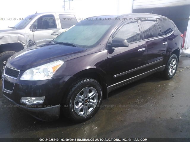 1GNLREED0AS127288 - 2010 CHEVROLET TRAVERSE LS BURGUNDY photo 2