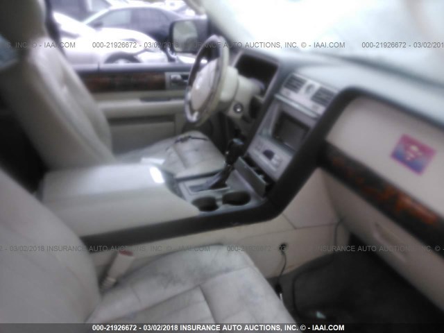 5LMFU27R23LJ50282 - 2003 LINCOLN NAVIGATOR 勃艮第红 照片 5