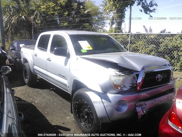 3TMJU4GN0BM111908 - 2011 TOYOTA TACOMA DOUBLE CAB PRERUNNER SILVER photo 6