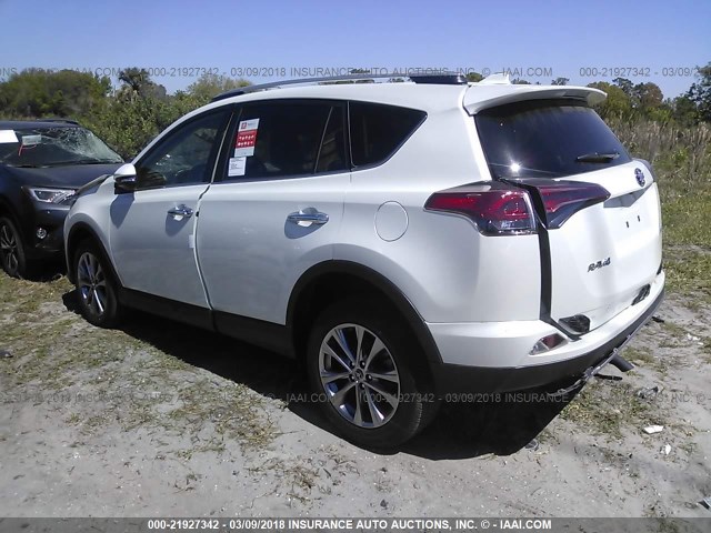 JTMYFREV1JJ156408 - 2018 TOYOTA RAV4 LIMITED/PLATINUM WHITE photo 3