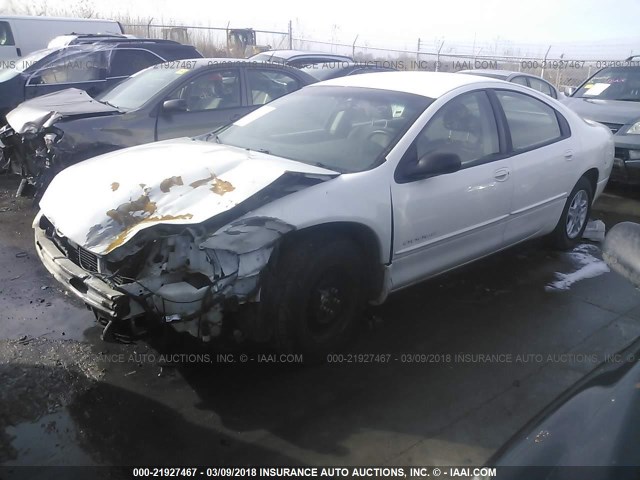 2B3HD46R7XH668681 - 1999 DODGE INTREPID WHITE photo 2