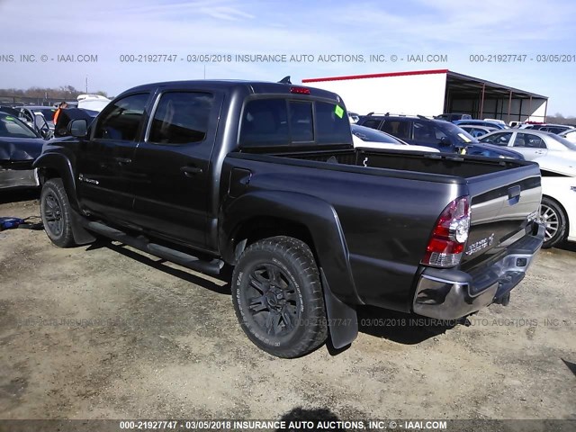 5TFJU4GN5FX089274 - 2015 TOYOTA TACOMA DOUBLE CAB PRERUNNER GRAY photo 3