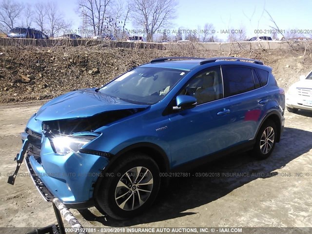 JTMRJREVXHD110572 - 2017 TOYOTA RAV4 HV LE/XLE BLUE photo 2