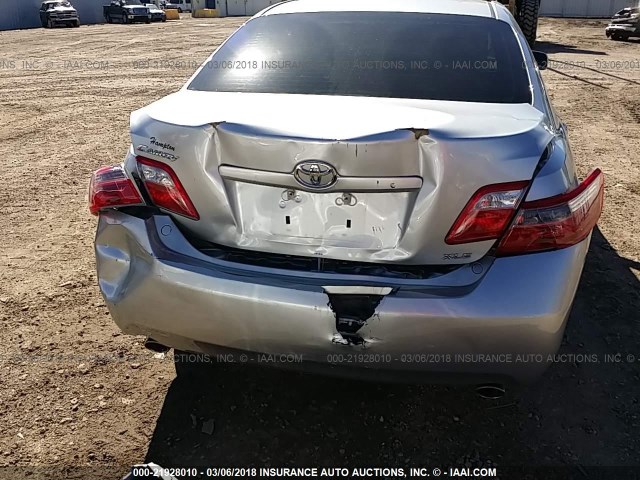 4T1BK46K57U556807 - 2007 TOYOTA CAMRY NEW GENERAT LE/XLE/SE SILVER photo 6