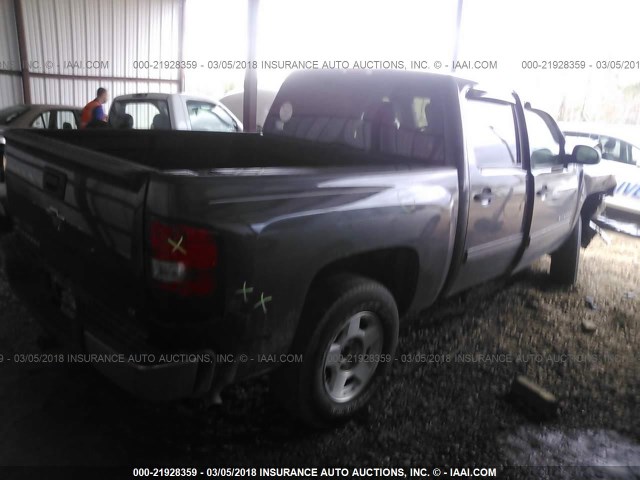 3GCPKSE35BG322980 - 2011 CHEVROLET SILVERADO K1500 LT GRAY photo 4