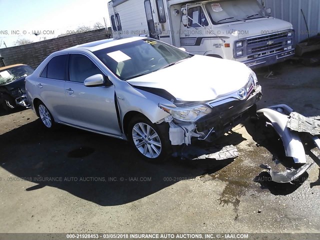 4T1BD1FK4EU136610 - 2014 TOYOTA CAMRY HYBRID/LE/XLE SILVER photo 1