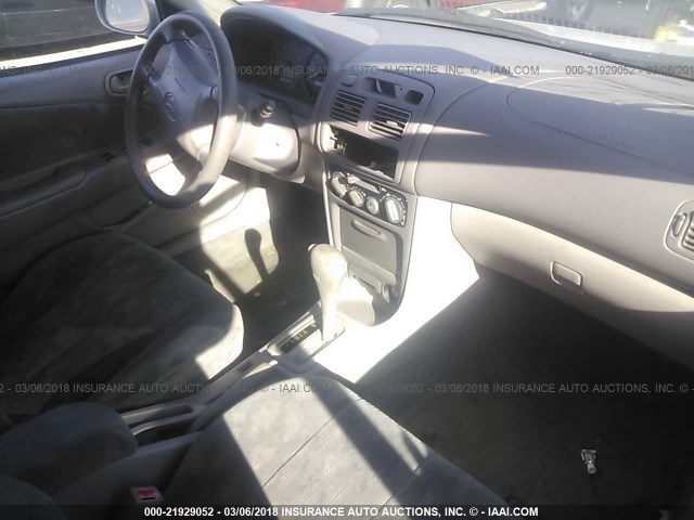 1NXBR12EXYZ385645 - 2000 TOYOTA COROLLA VE/CE/LE 银色 照片 5