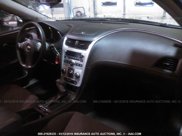 1G1ZH57B78F255072 - 2008 CHEVROLET MALIBU 1LT SILVER photo 5