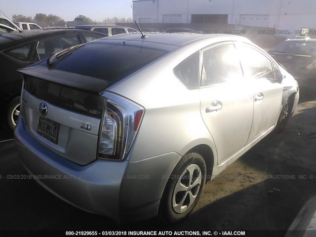 JTDKN3DU7E0390000 - 2014 TOYOTA PRIUS SILVER photo 4