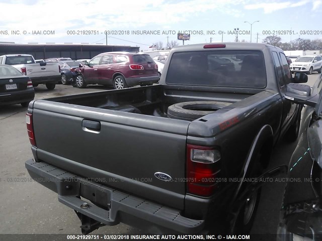 1FTYR14U94PA95893 - 2004 FORD RANGER SUPER CAB GRAY photo 4