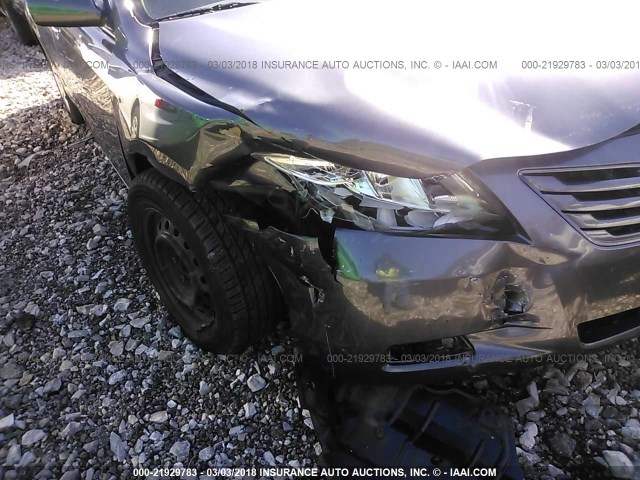 4T4BE46K09R082247 - 2009 TOYOTA CAMRY SE/LE/XLE GRAY photo 6