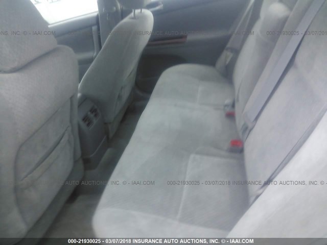 4T1BE32K34U366412 - 2004 TOYOTA CAMRY LE/XLE/SE ვერცხლისფერი ფოტო 8