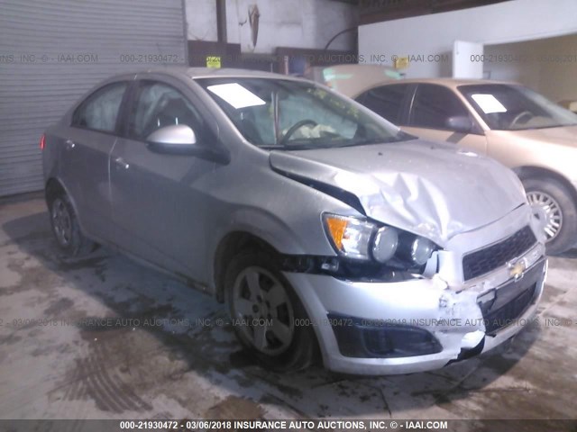 1G1JA5SH1G4185611 - 2016 CHEVROLET SONIC LS 银色 照片 1
