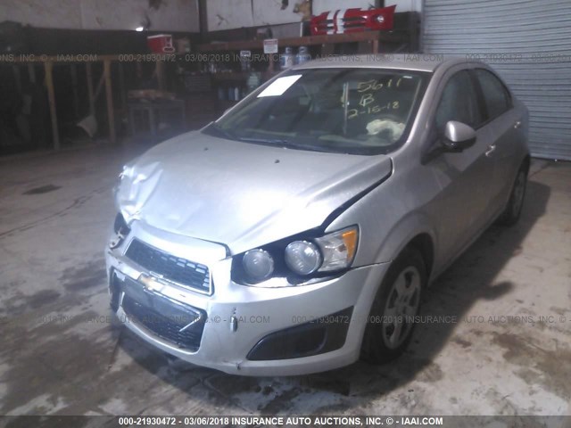 1G1JA5SH1G4185611 - 2016 CHEVROLET SONIC LS 银色 照片 2