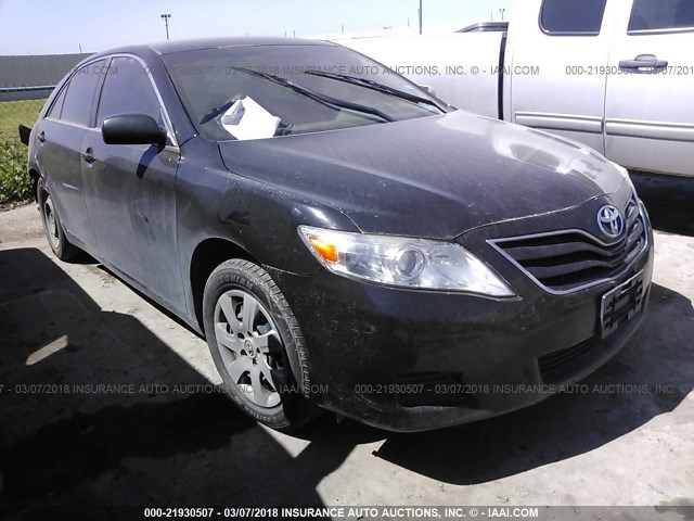 4T4BF3EK5BR151481 - 2011 TOYOTA CAMRY SE/LE/XLE BLACK photo 1