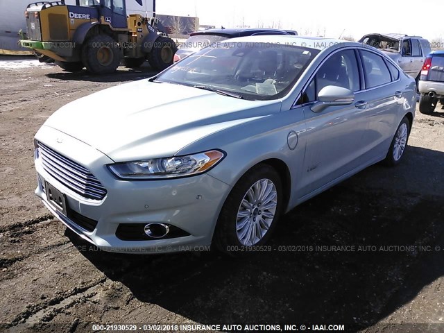 3FA6P0SU8DR247753 - 2013 FORD FUSION TITANIUM PHEV BLUE photo 2