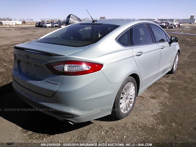 3FA6P0SU8DR247753 - 2013 FORD FUSION TITANIUM PHEV BLUE photo 4