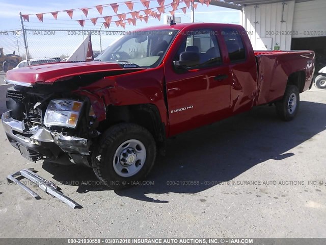 1GCHK29K07E505126 - 2007 CHEVROLET SILVERADO K2500 HEAVY DUTY RED photo 2