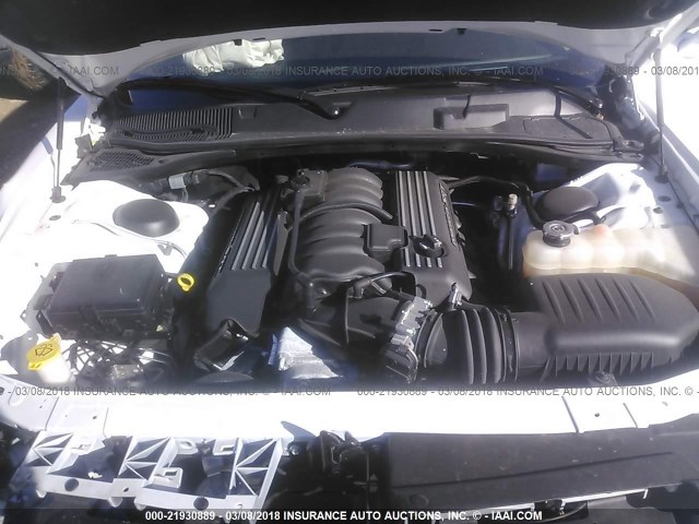 2C3CDZFJ8GH102436 - 2016 DODGE CHALLENGER R/T SCAT PACK WHITE photo 10