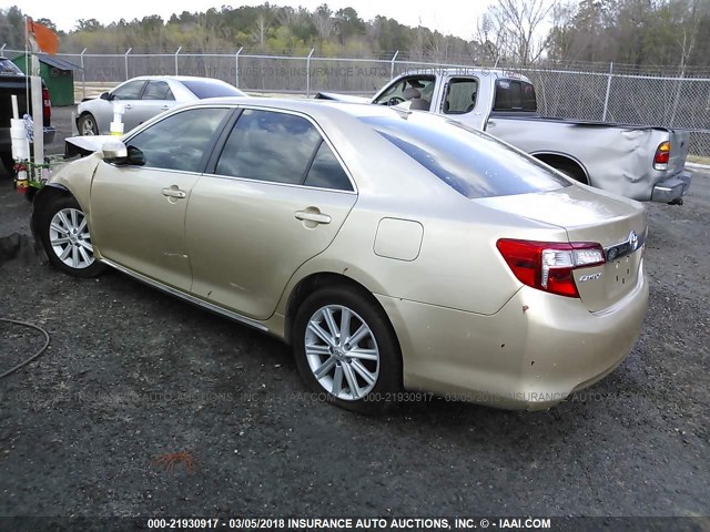 4T1BK1FK4CU500348 - 2012 TOYOTA CAMRY SE/XLE GOLD photo 3