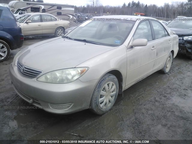 4T1BE32K66U142098 - 2006 TOYOTA CAMRY LE/XLE/SE GOLD photo 2