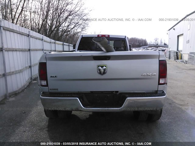 3C63RRHL8GG175826 - 2016 RAM 3500 SLT SILVER photo 8