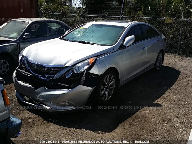 5NPEC4AC7DH539365 - 2013 HYUNDAI SONATA SE/LIMITED SILVER photo 2