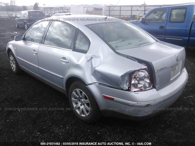 WVWPD63B41P141388 - 2001 VOLKSWAGEN PASSAT GLS SILVER photo 3