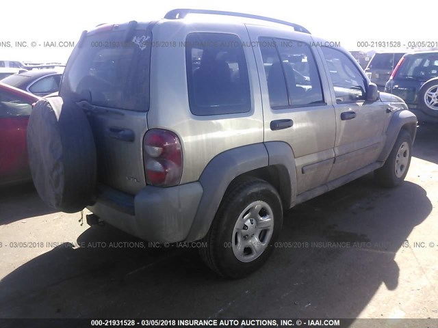 1J4GL48K27W647620 - 2007 JEEP LIBERTY SPORT GOLD photo 4