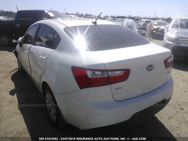 KNADM4A39F6485103 - 2015 KIA RIO LX WHITE photo 3