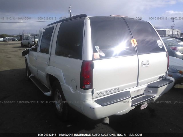 1GKEK13R4YR160748 - 2000 GMC YUKON DENALI WHITE photo 3