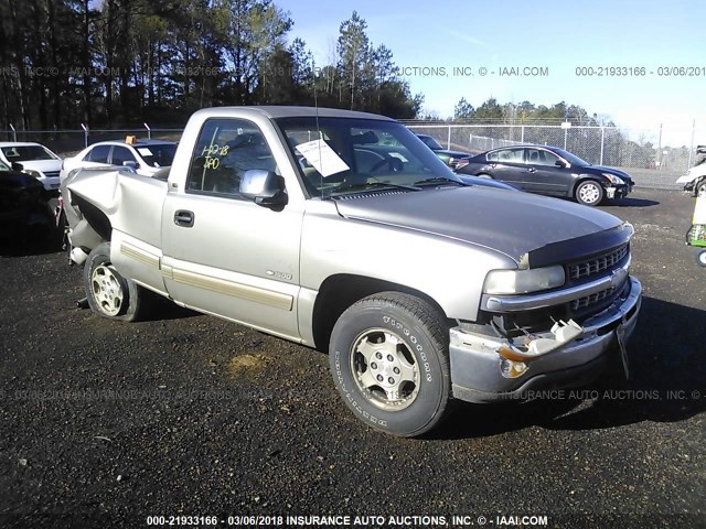 1GCEC14T02Z206098 - 2002 CHEVROLET SILVERADO C1500 SILVER photo 1