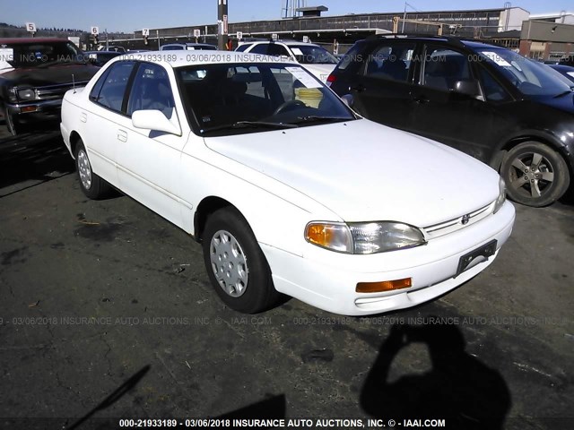 4T1BG12K0TU938579 - 1996 TOYOTA CAMRY DX/LE/XLE WHITE photo 1