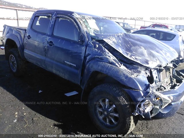 5TELU42N86Z241752 - 2006 TOYOTA TACOMA DOUBLE CAB მუქი ლურჯი ფოტო 1