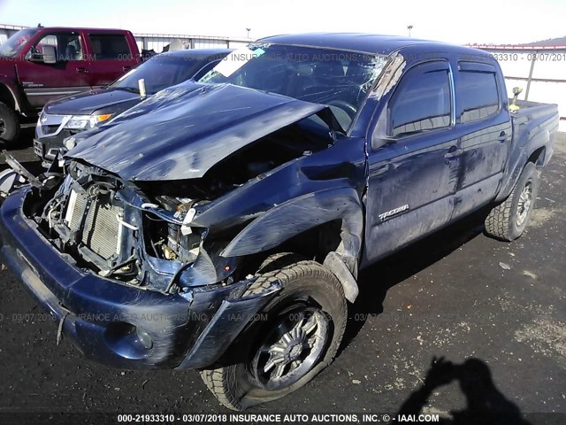 5TELU42N86Z241752 - 2006 TOYOTA TACOMA DOUBLE CAB მუქი ლურჯი ფოტო 2