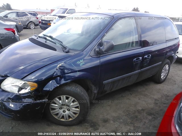 1C4GP45R15B317628 - 2005 CHRYSLER TOWN & COUNTRY  BLUE photo 6