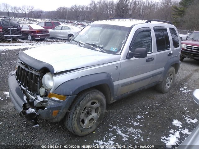 1J4GL48K86W133110 - 2006 JEEP LIBERTY SPORT Gümüş foto 2