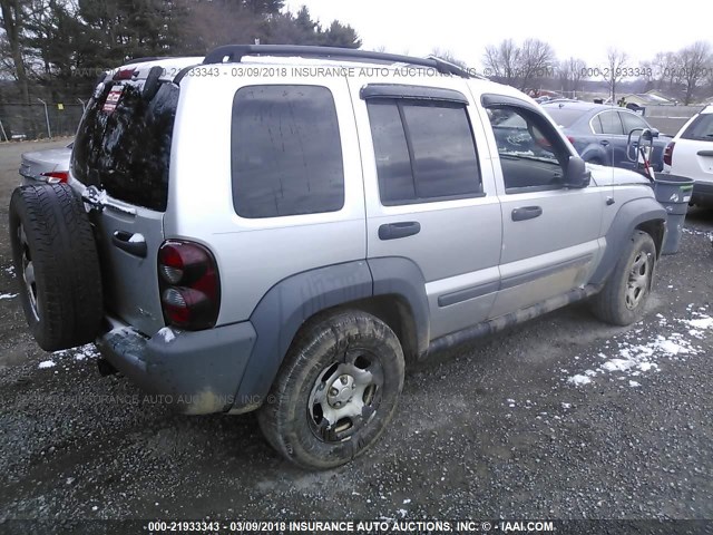 1J4GL48K86W133110 - 2006 JEEP LIBERTY SPORT SILVER photo 4