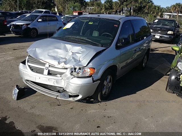 1D4GP45R36B754583 - 2006 DODGE CARAVAN SXT SILVER photo 2