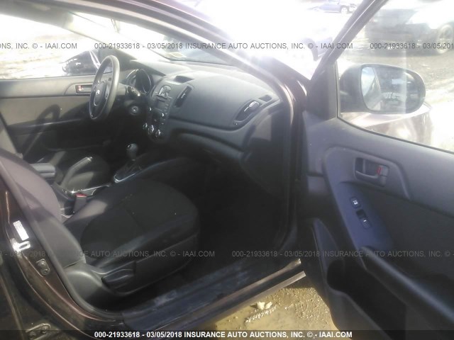 KNAFU4A26B5445139 - 2011 KIA FORTE EX BURGUNDY photo 5