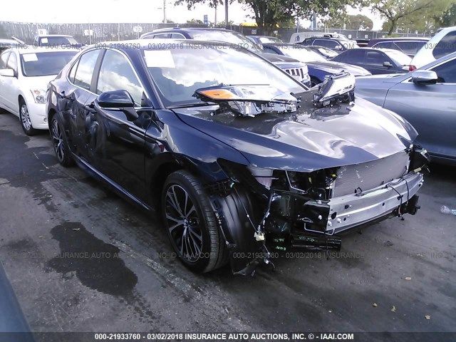 4T1B11HK8JU532636 - 2018 TOYOTA CAMRY L/LE/XLE/SE/XSE GREEN photo 6