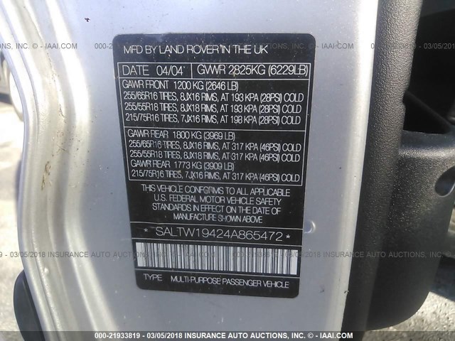 SALTW19424A865472 - 2004 LAND ROVER DISCOVERY II SE SILVER photo 9