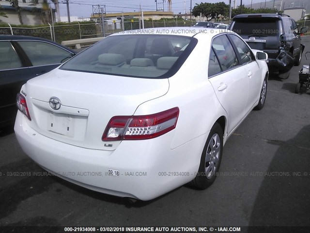 4T1BF3EK4BU669320 - 2011 TOYOTA CAMRY SE/LE/XLE Белый фото 4