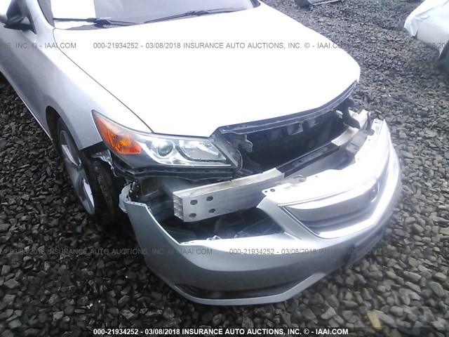 19VDE1F58DE003035 - 2013 ACURA ILX 20 PREMIUM SILVER photo 6