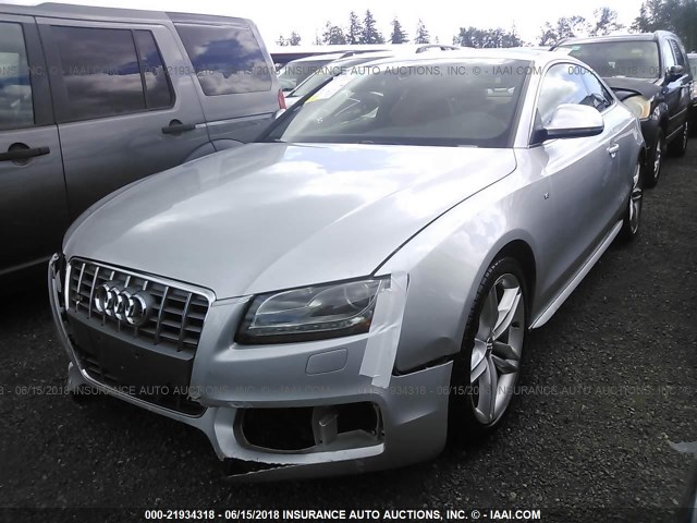 WAURV78T29A011344 - 2009 AUDI S5 QUATTRO SILVER photo 2