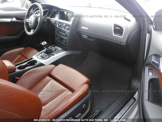 WAURV78T29A011344 - 2009 AUDI S5 QUATTRO SILVER photo 5